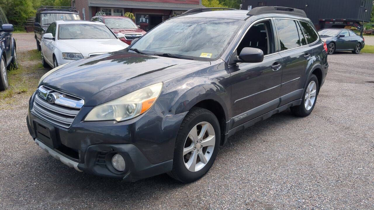 2013 SUBARU Outback