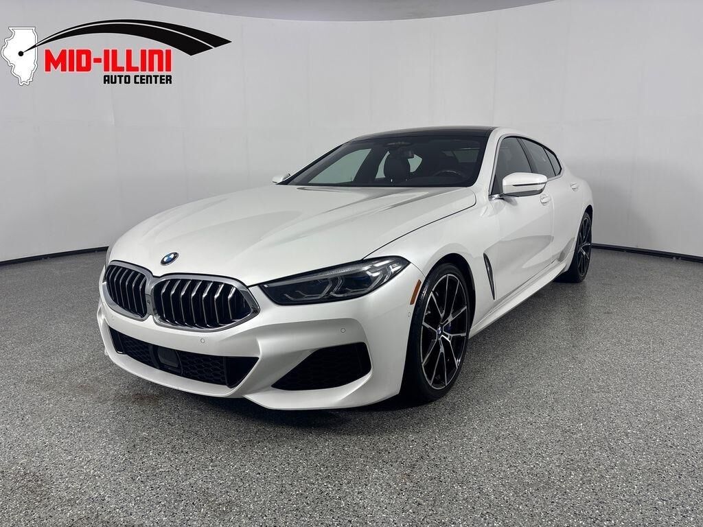 2021 BMW M8