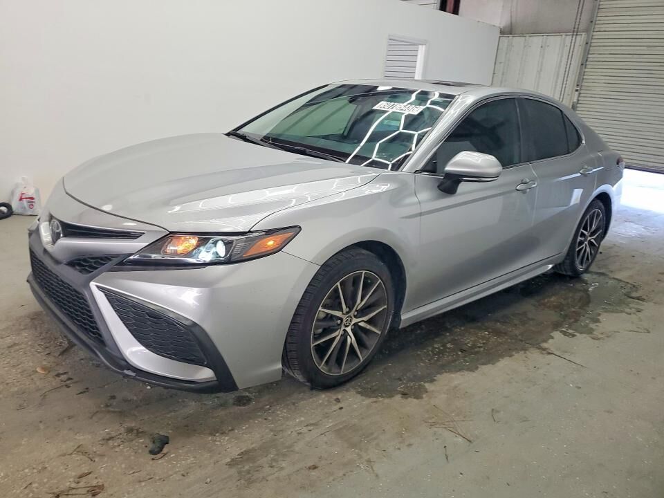 2024 TOYOTA Camry