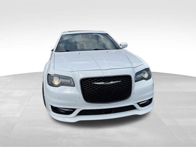 2018 CHRYSLER 300