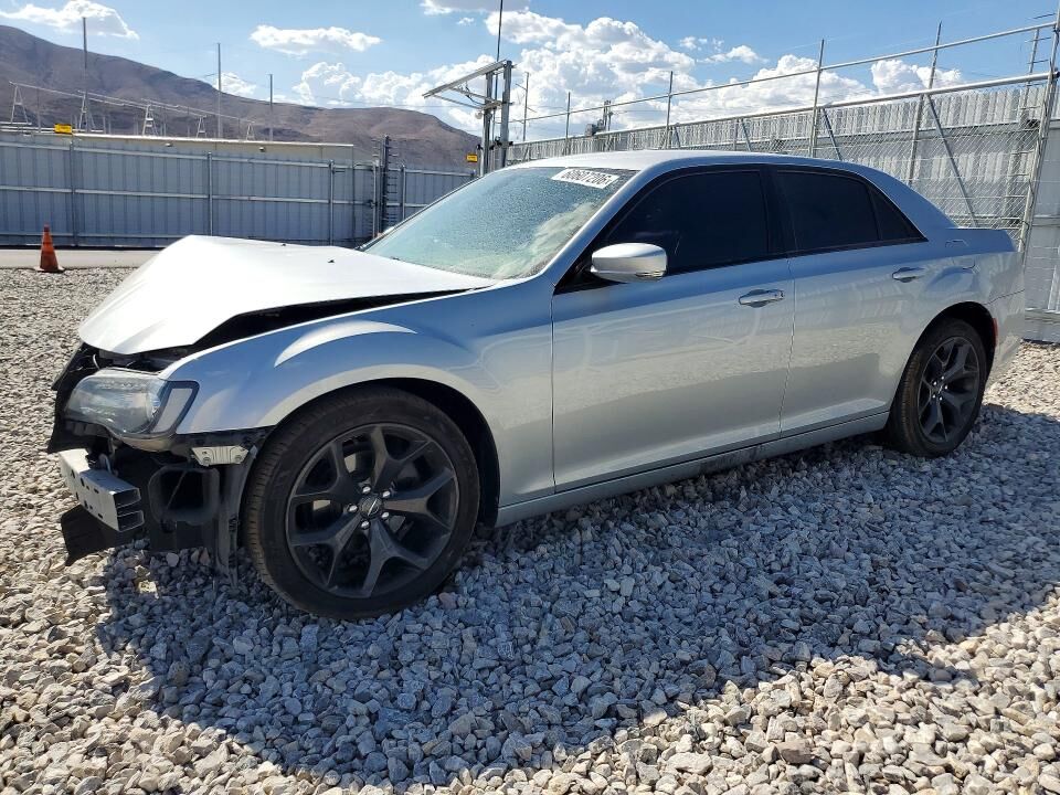 2021 CHRYSLER 300