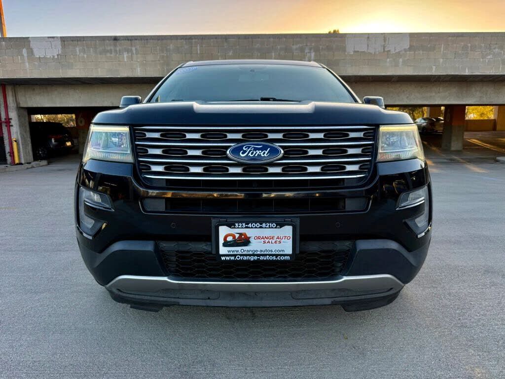 2017 FORD Explorer