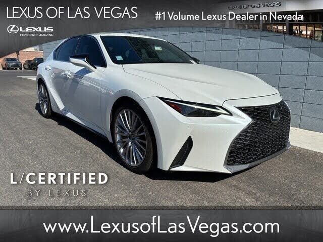 2022 LEXUS IS