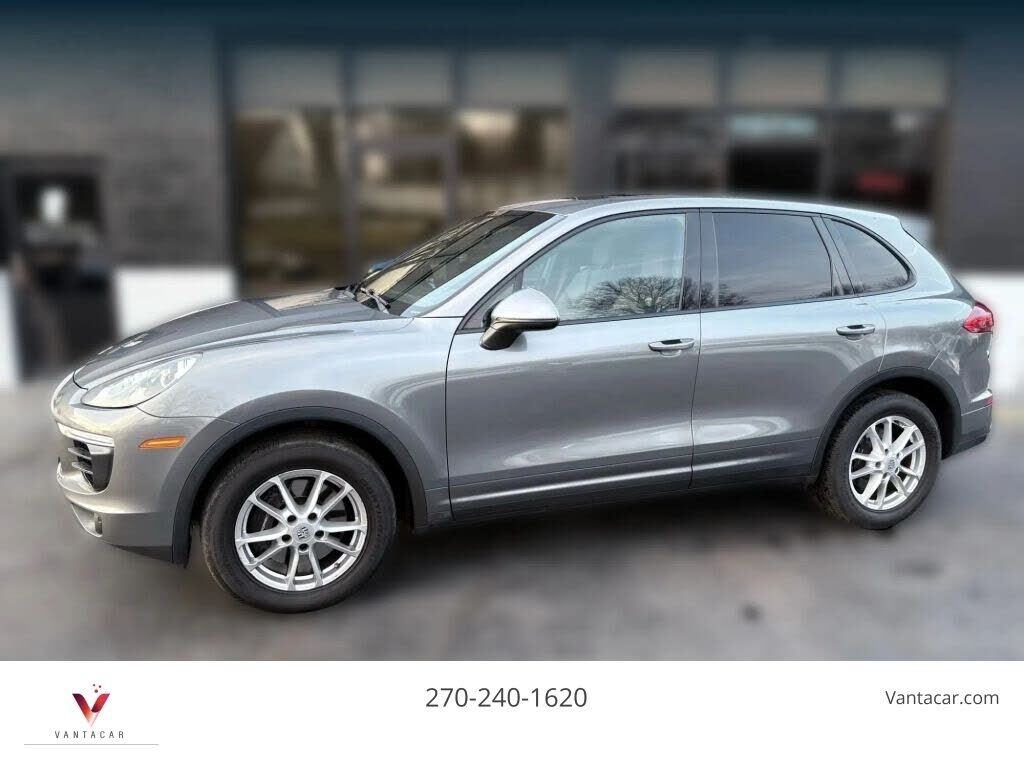 2018 PORSCHE Cayenne