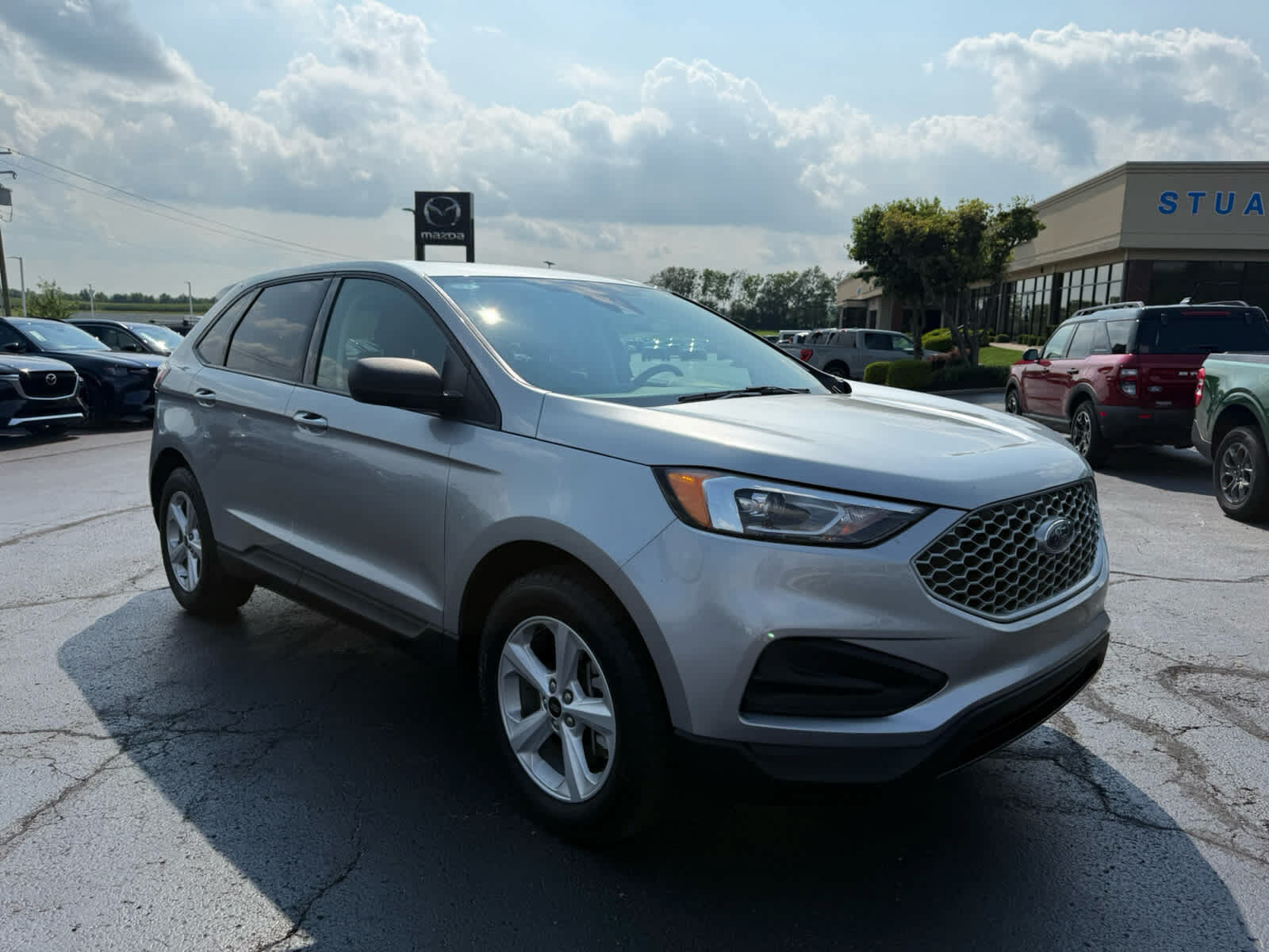 2023 FORD Edge
