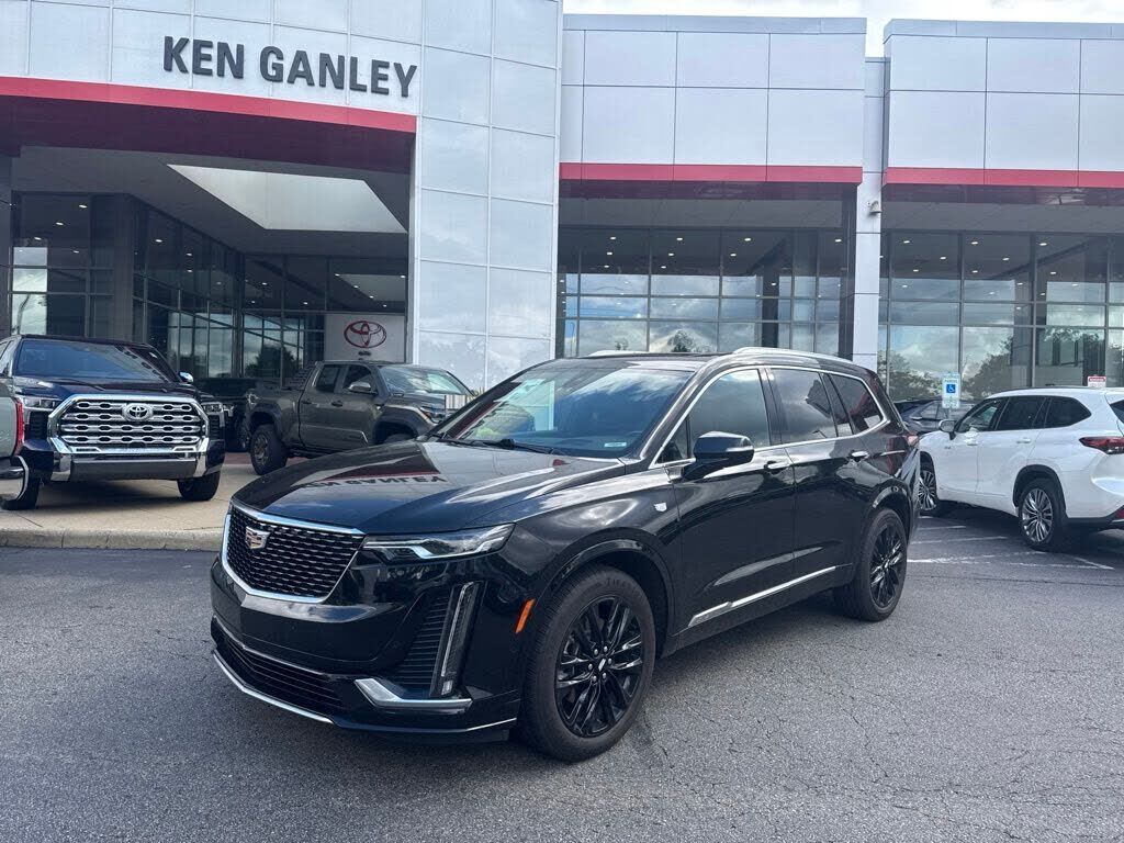 2022 CADILLAC XT6