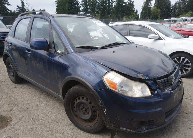 2011 SUZUKI SX4