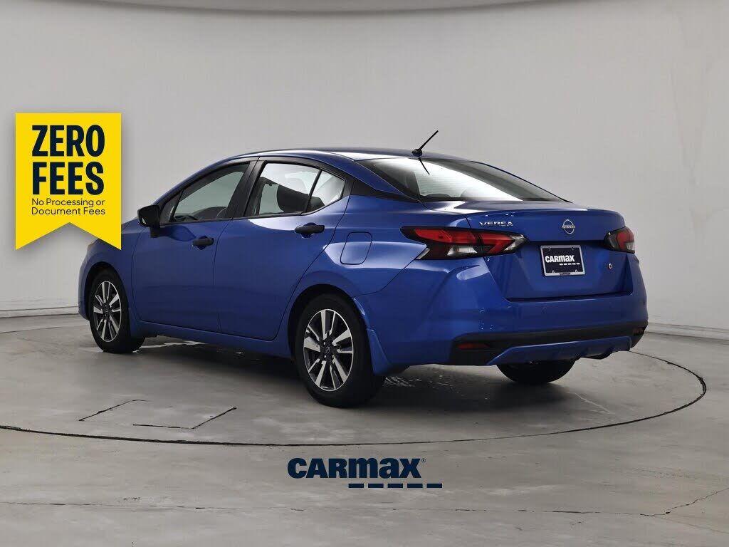 2023 NISSAN Versa
