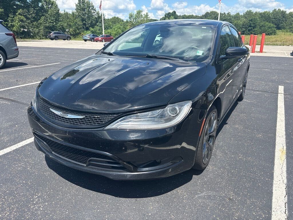 2016 CHRYSLER 200