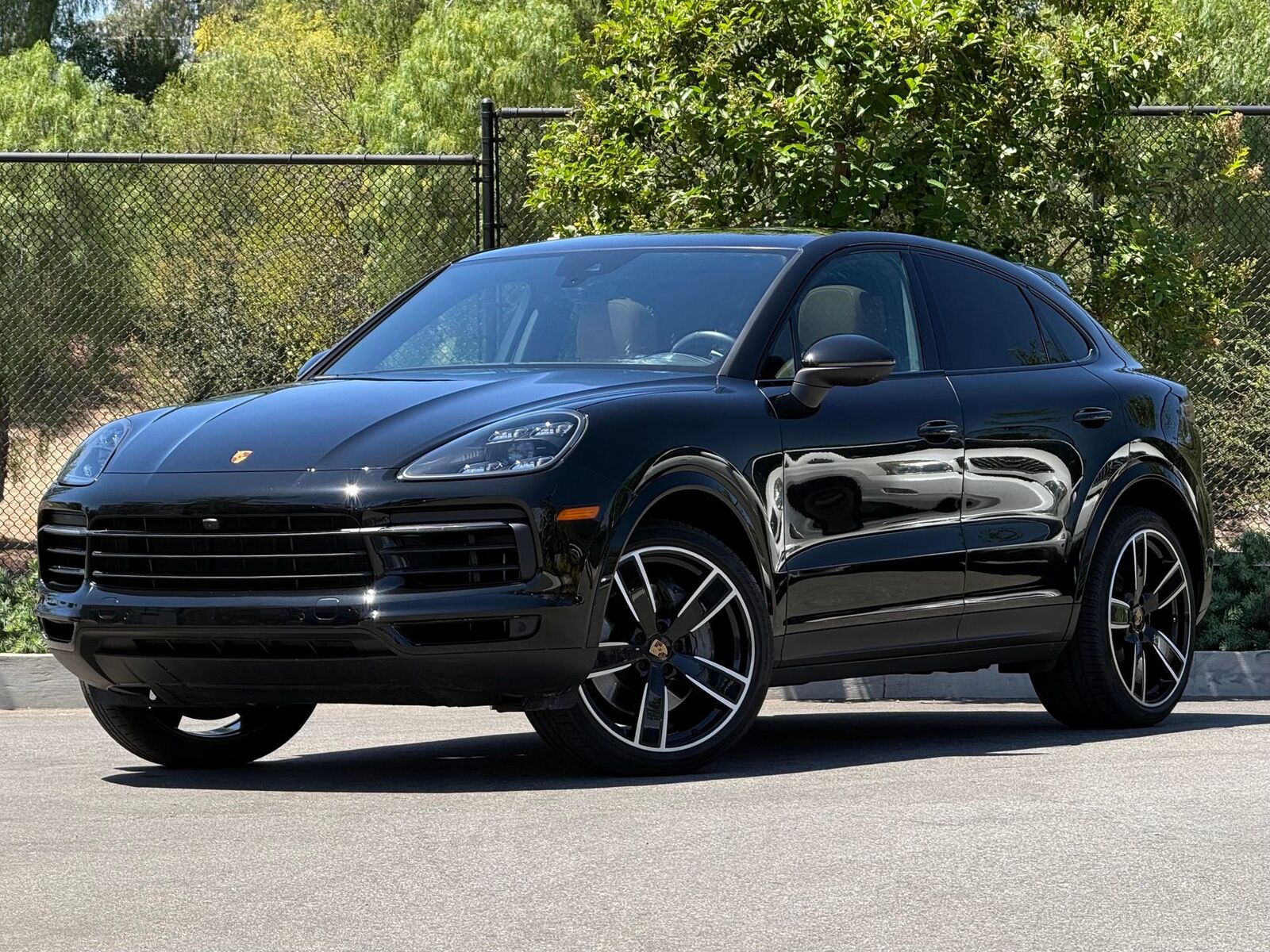 2023 PORSCHE Cayenne