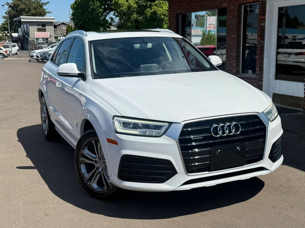 2016 AUDI Q3