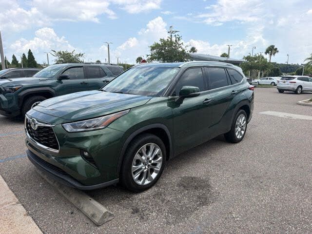 2023 TOYOTA Highlander