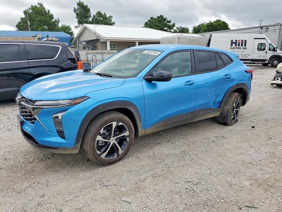 2025 CHEVROLET Trax