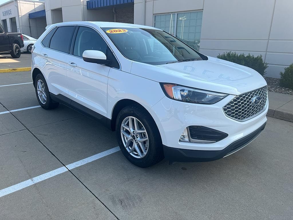 2023 FORD Edge