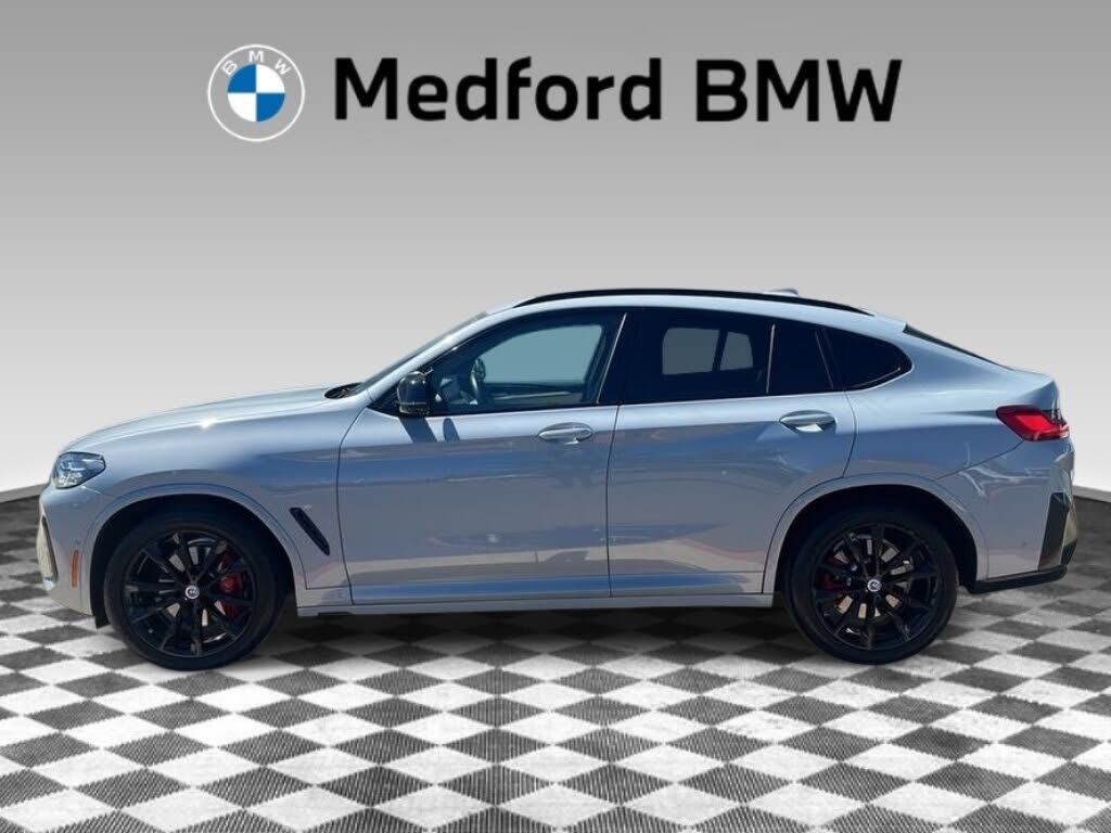 2022 BMW X4
