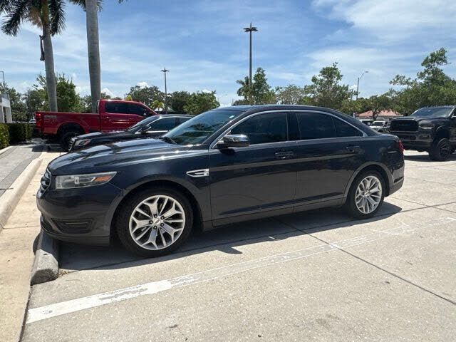 2017 FORD Taurus