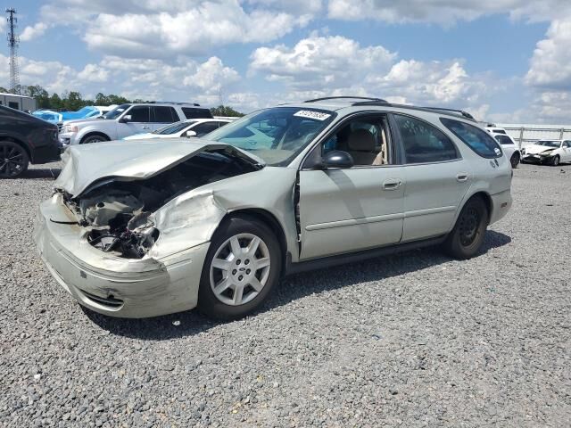 2004 FORD Taurus