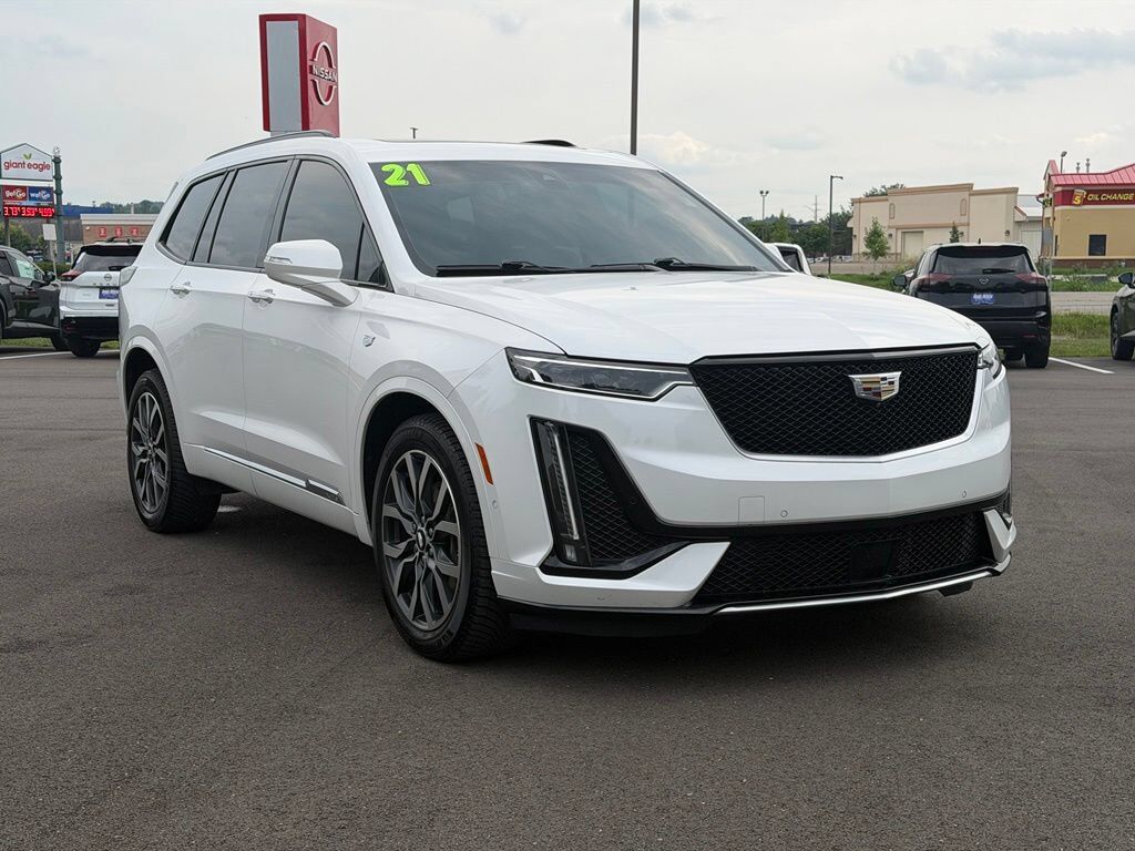 2021 CADILLAC XT6
