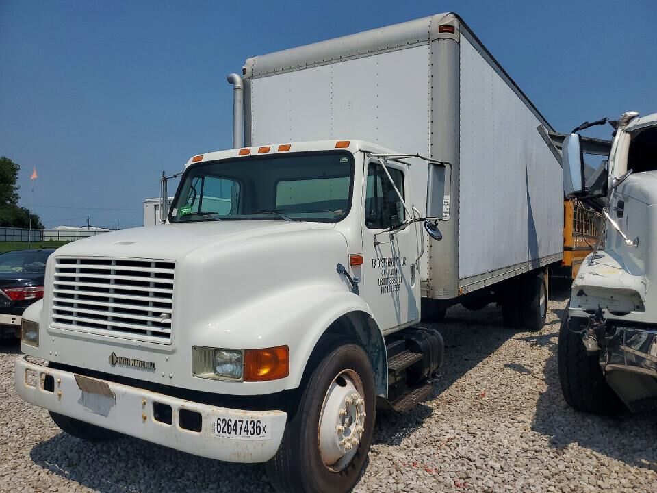 1999 INTERNATIONAL 4700