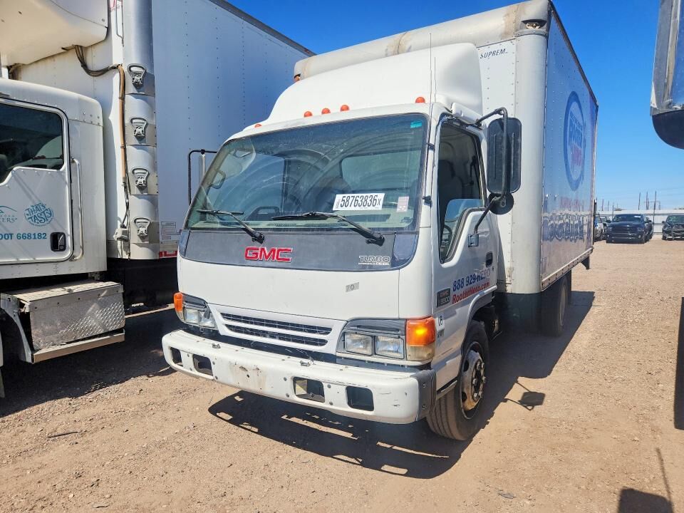 2005 GMC W5