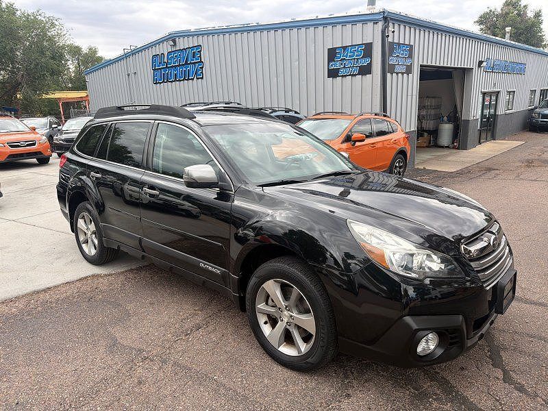 2013 SUBARU Outback