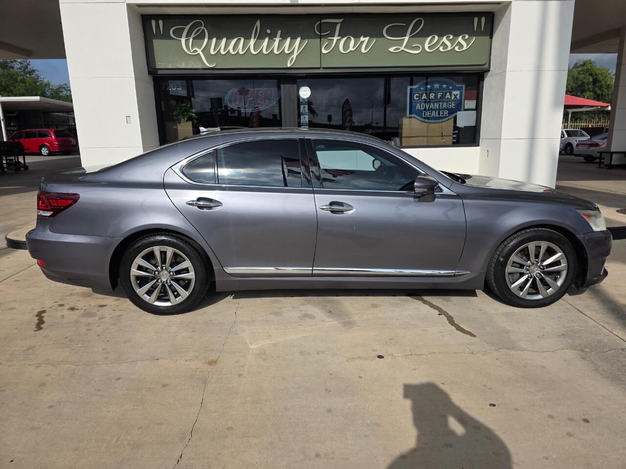 2013 LEXUS LS