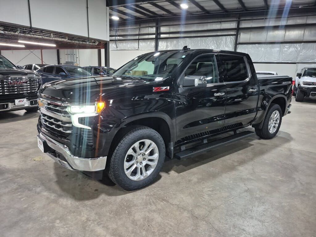2024 CHEVROLET Silverado