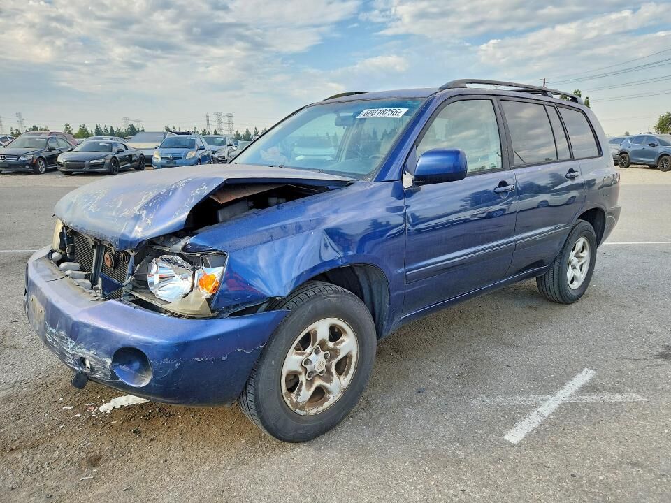 2004 TOYOTA Highlander