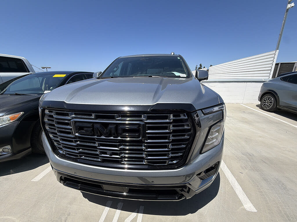 2025 GMC Yukon