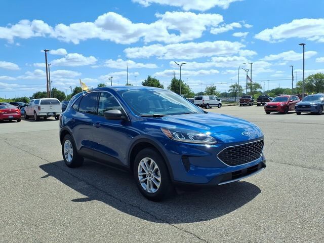 2022 FORD Escape