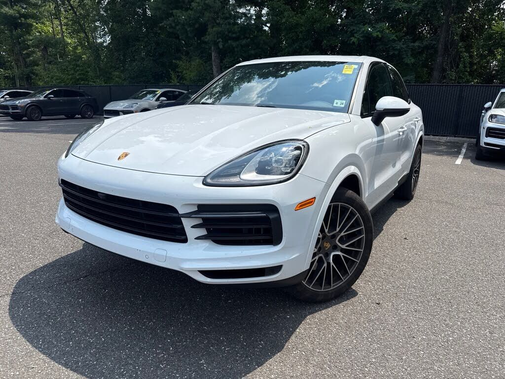 2023 PORSCHE Cayenne