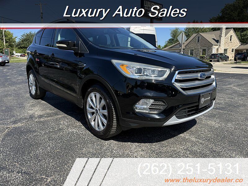 2017 FORD Escape