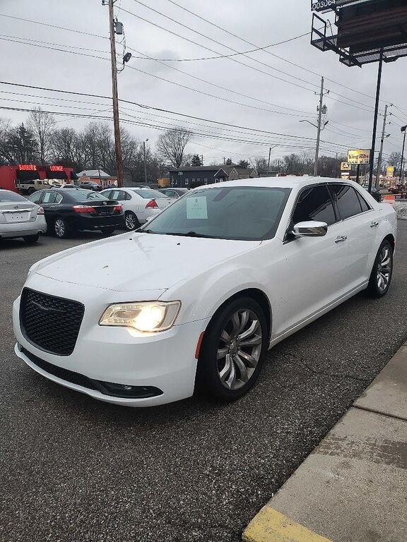 2018 CHRYSLER 300
