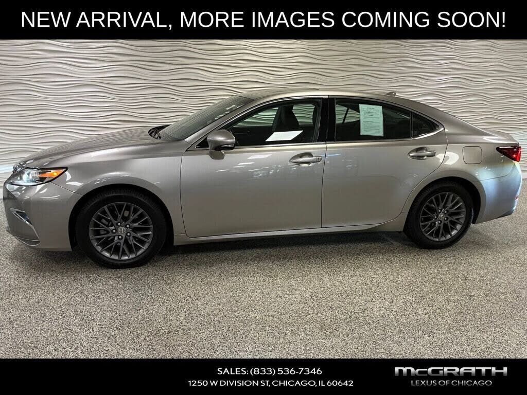 2018 LEXUS ES