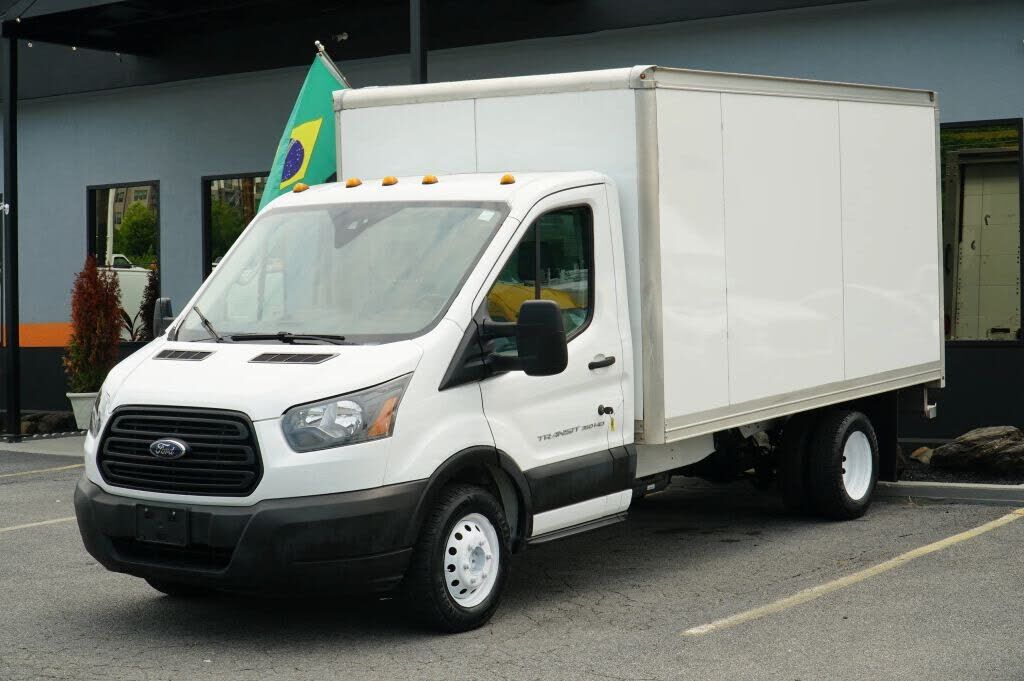 2019 FORD Transit