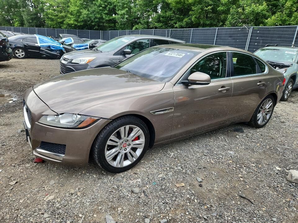 2016 JAGUAR XF