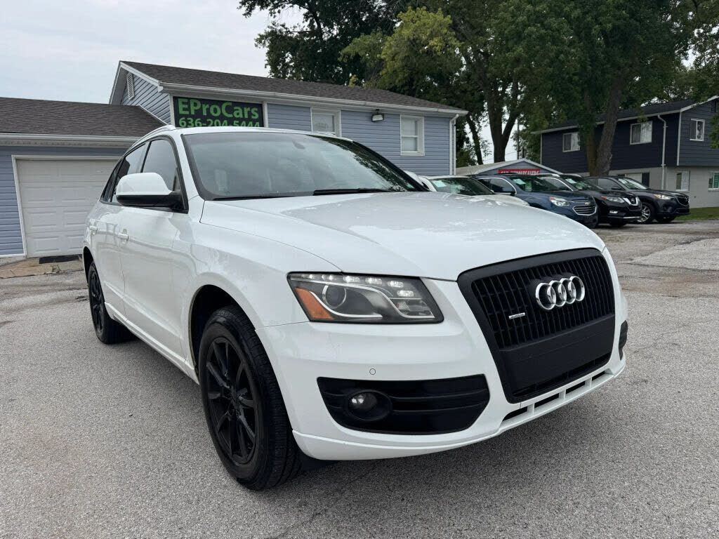 2011 AUDI Q5