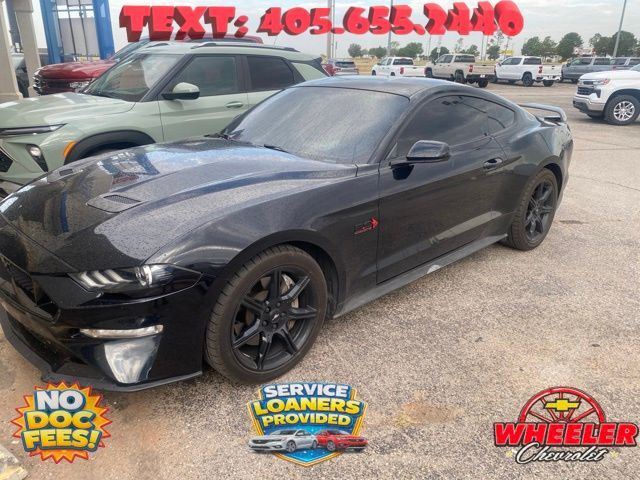 2019 FORD Mustang