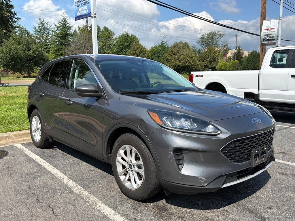 2022 FORD Escape