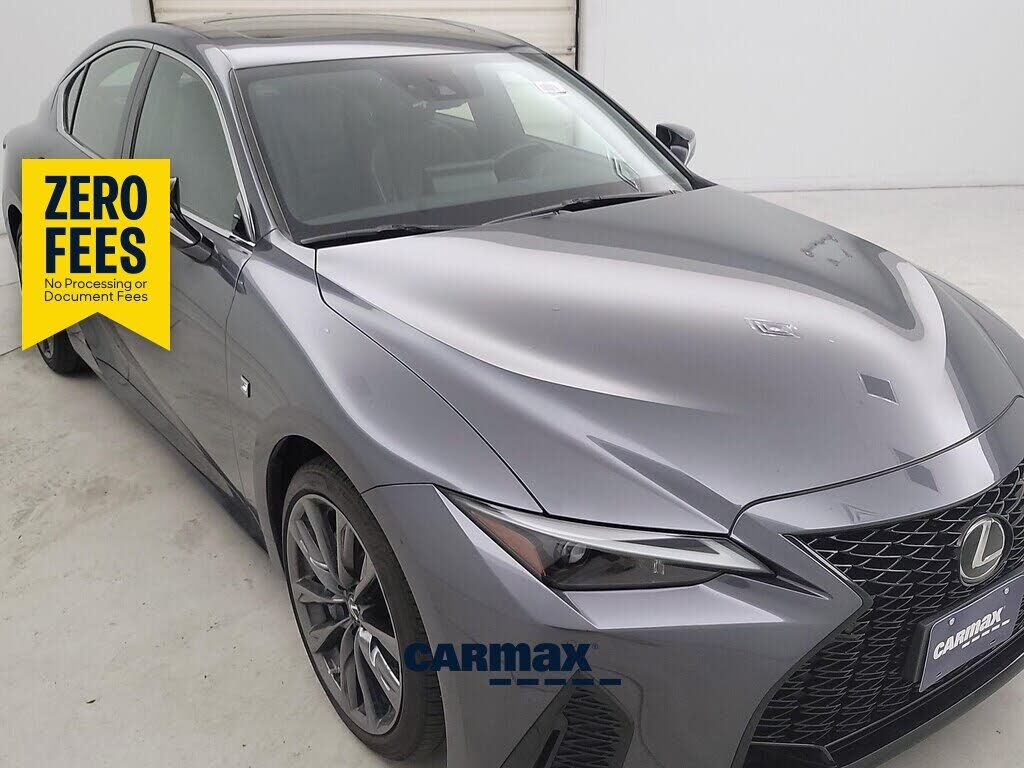 2022 LEXUS IS