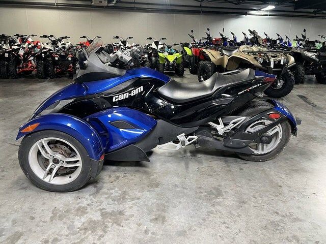 2009 CAN-AM Spyder