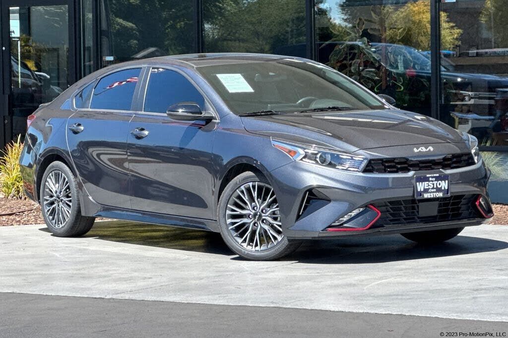 2024 KIA Forte