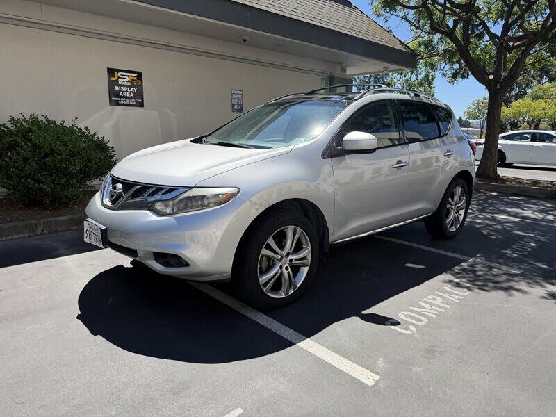2011 NISSAN Murano
