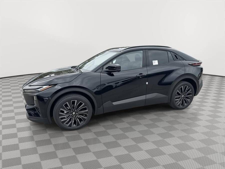 2026 TOYOTA C-HR