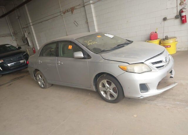 2011 TOYOTA Corolla