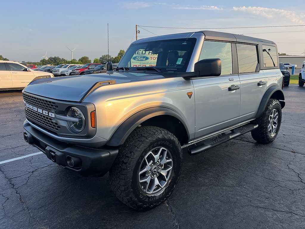 2023 FORD Bronco
