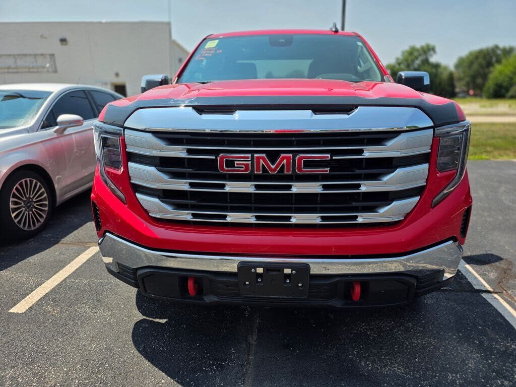2023 GMC Sierra