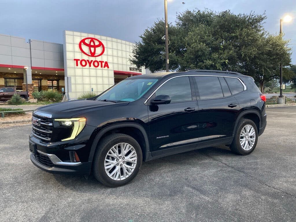 2024 GMC Acadia