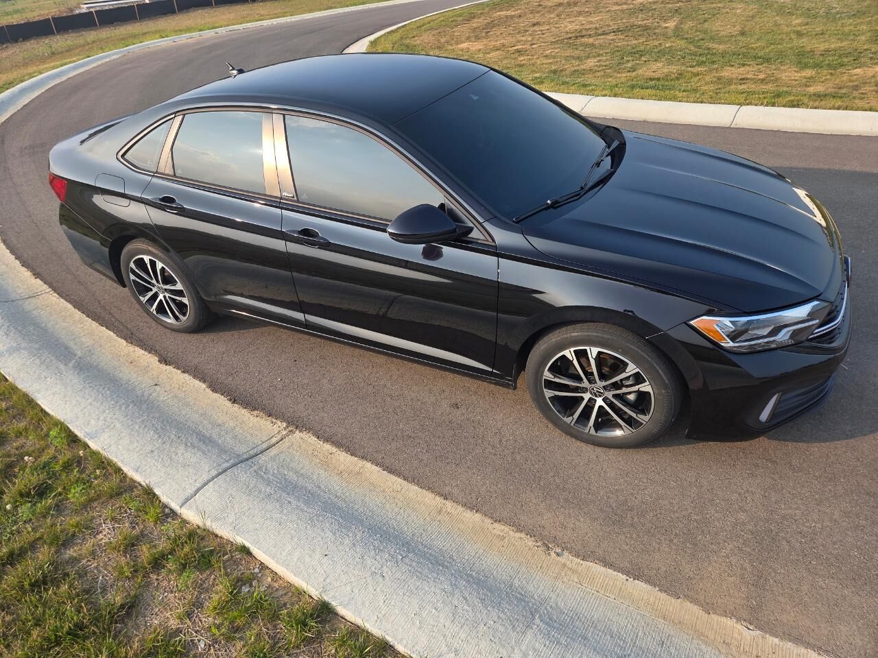 2023 VOLKSWAGEN Jetta