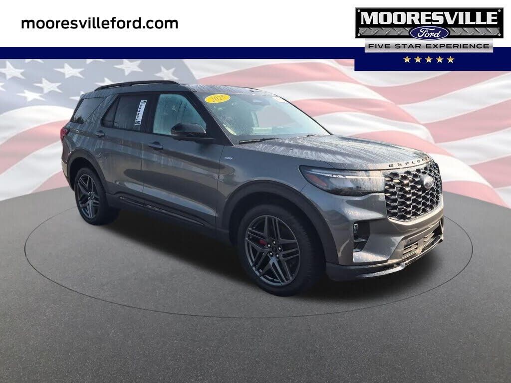 2025 FORD Explorer